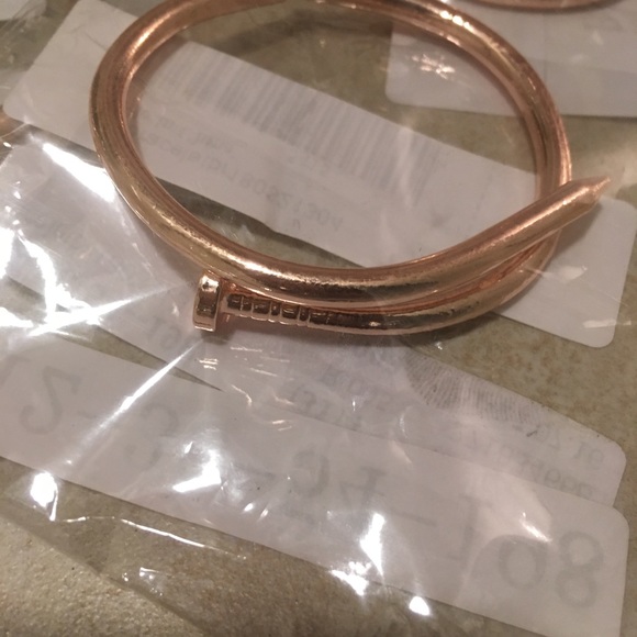 ⚡️Cuff bangles⚡️ - Picture 5 of 6